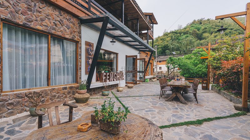 国内跟团旅游怎么选划算